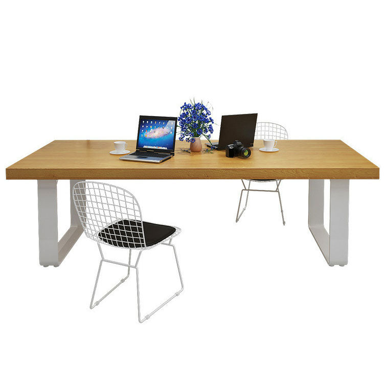 Mesa de comedor de rectángulo industrial de metal pino mesa de madera maciza con base de trineo