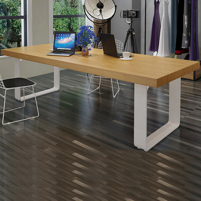 Mesa de comedor de rectángulo industrial de metal pino mesa de madera maciza con base de trineo