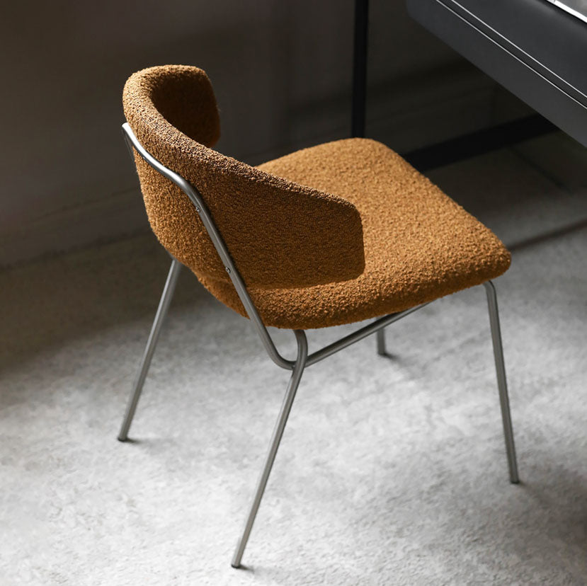 Eigentijdse stijl eetkamerstoelen eetarmloze open achterstoelen met metalen benen
