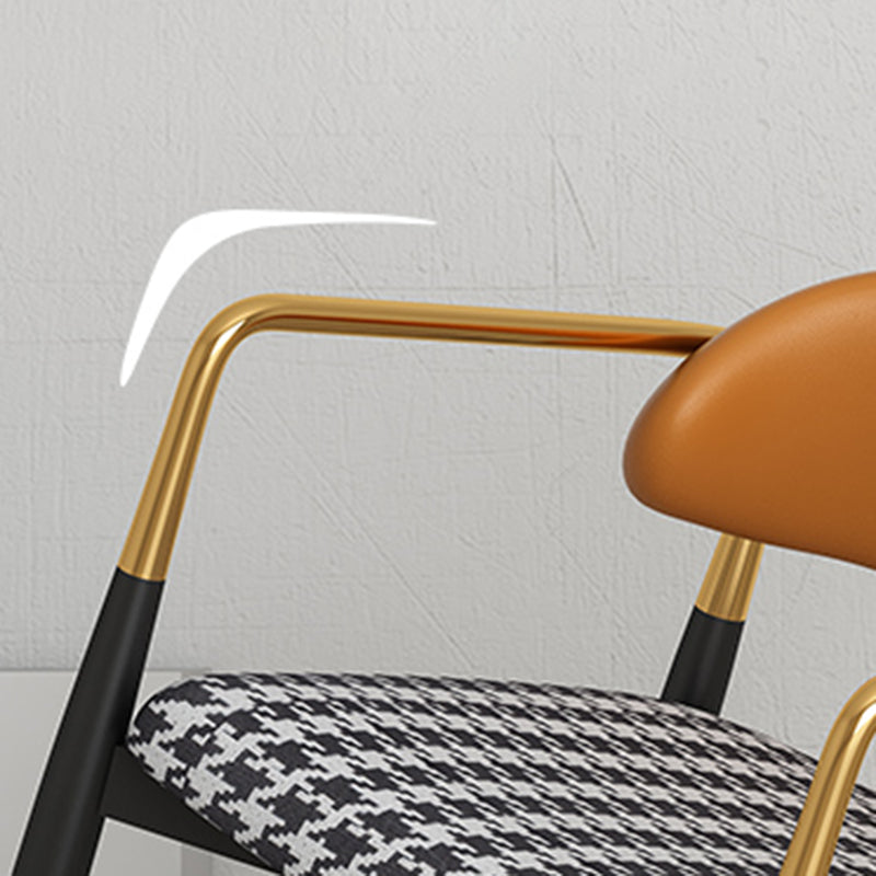 Eigentijdse stijl eetstoelen eetarm open achterstoelen met metalen benen