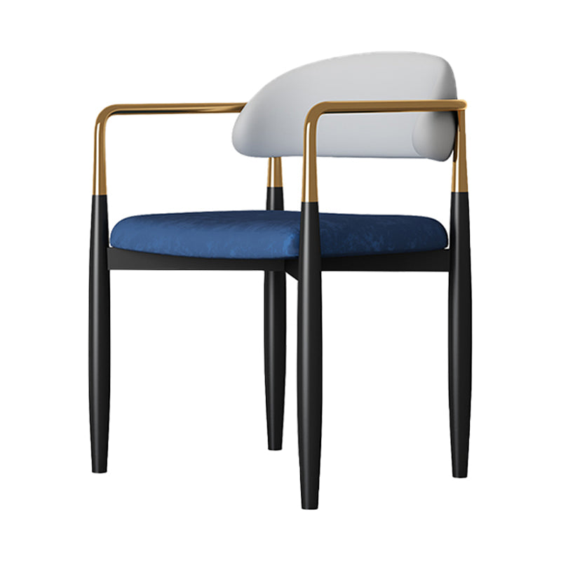 Eigentijdse stijl eetstoelen eetarm open achterstoelen met metalen benen