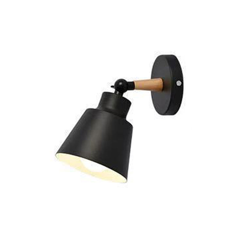 Nordic Metall Wall Light 5 "breite Makkaronwandleuchten mit Holz für Wohnzimmer