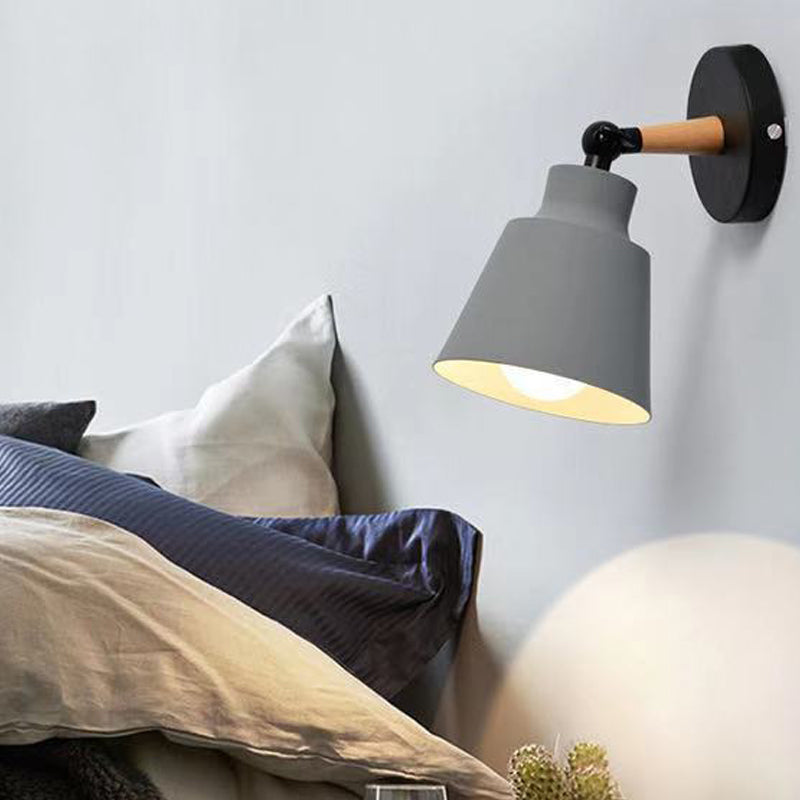 Nordic Metall Wall Light 5 "breite Makkaronwandleuchten mit Holz für Wohnzimmer