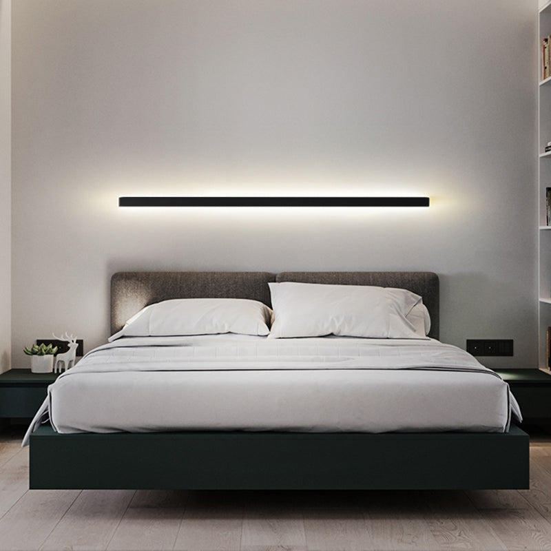 Éclairage de mur en métal linéaire