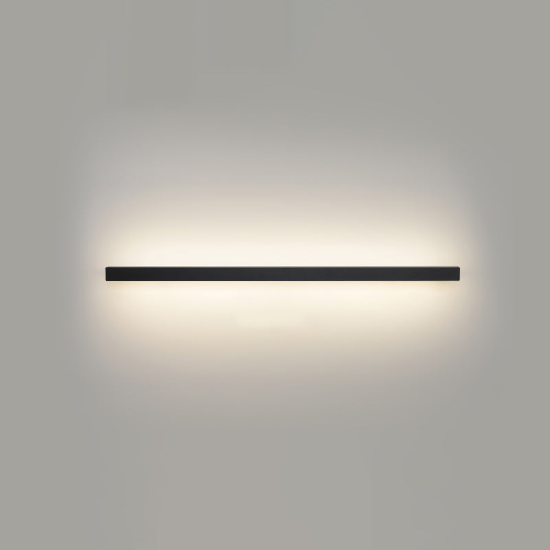 Éclairage de mur en métal linéaire