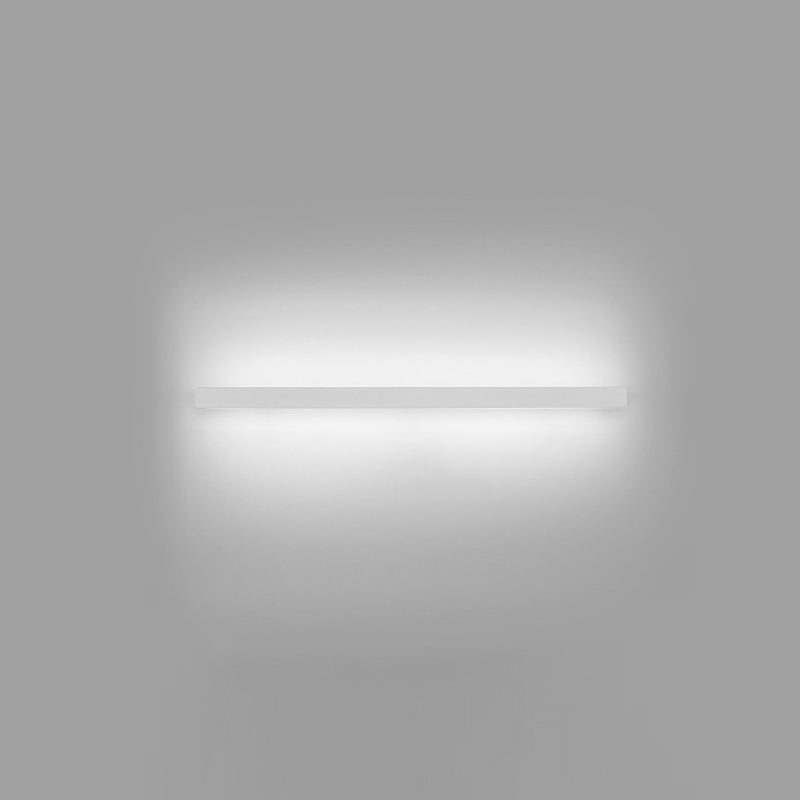 Éclairage de mur en métal linéaire