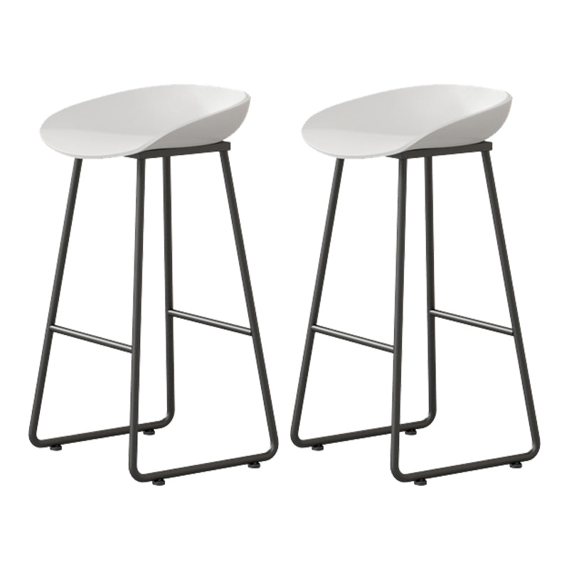 Modern Armless Backrest Counter Stool Iron Kitchen Bar Stool with Plastic Seat