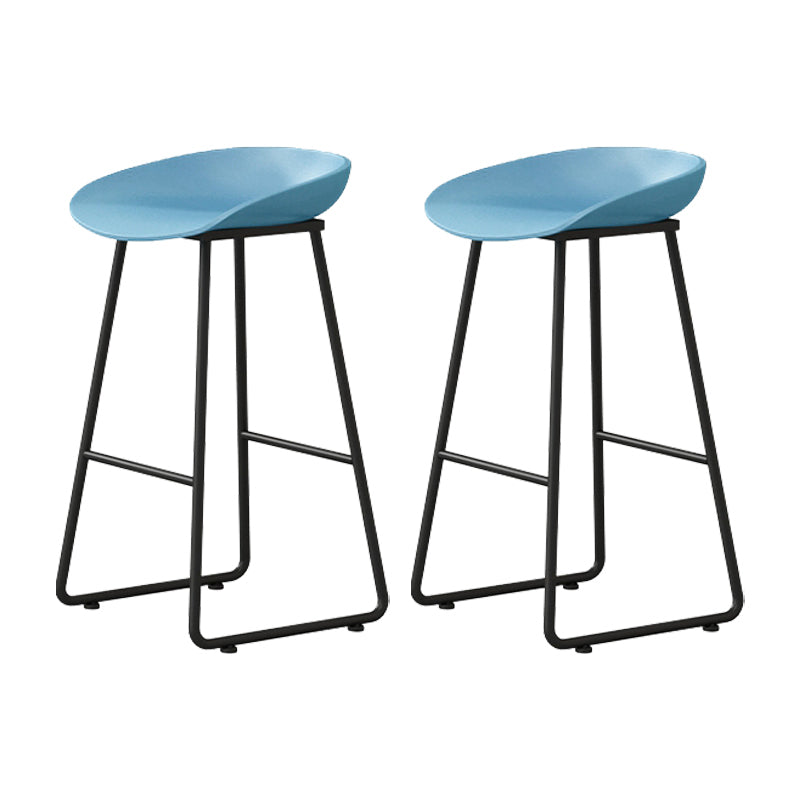 Modern Armless Backrest Counter Stool Iron Kitchen Bar Stool with Plastic Seat