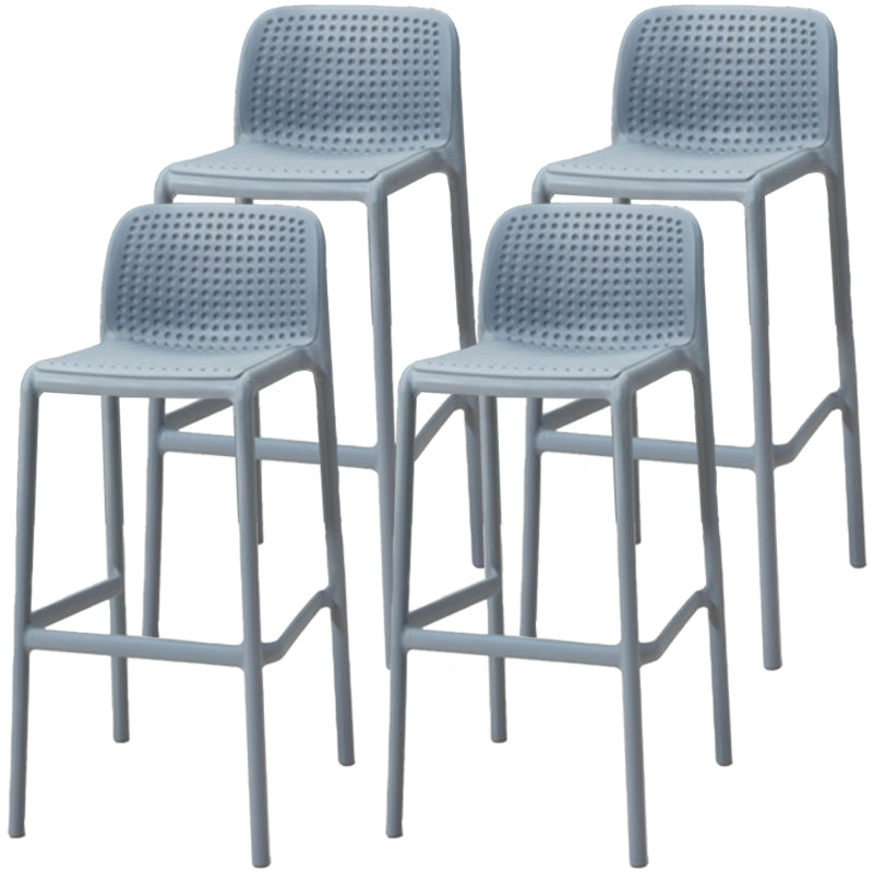 Sgabello da bar in plastica moderno sgabello da banco posteriore senza braccio con sedile di plastica e pedale