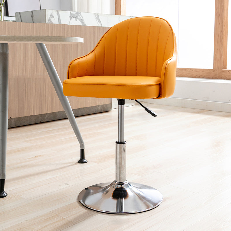 Moderne verstellbare rotierbare Counterhocker Steel Cassier Barhocker mit Lederkissen