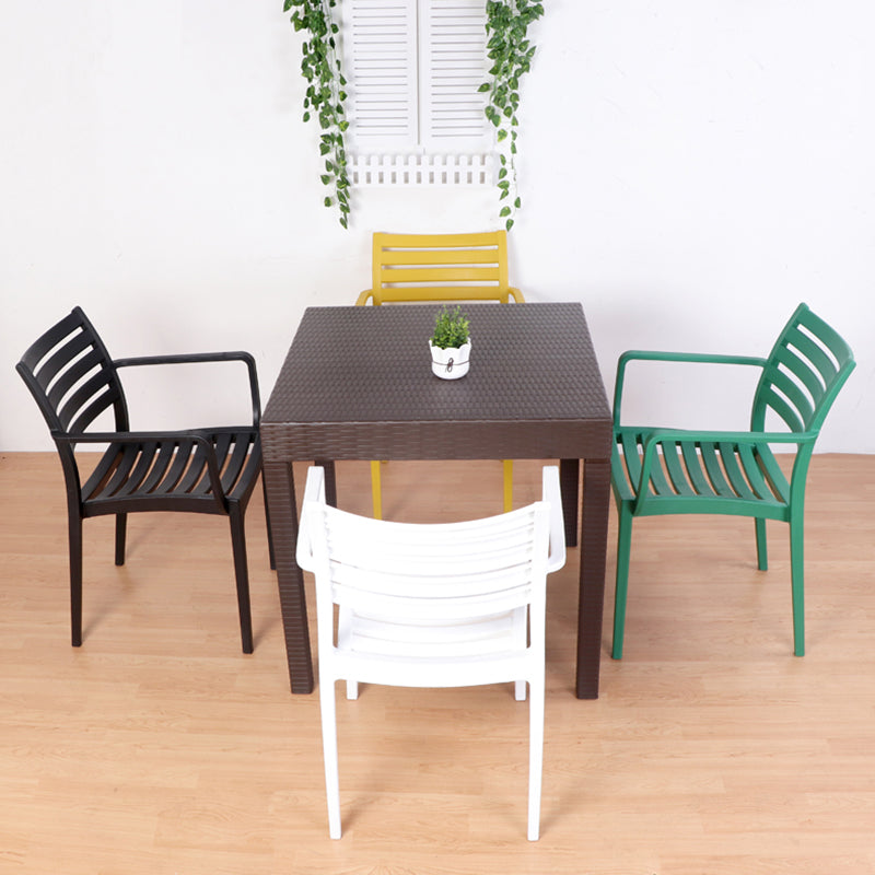 Sillas de comedor contemporáneas Silla lateral con brazo de comedor con patas de plástico