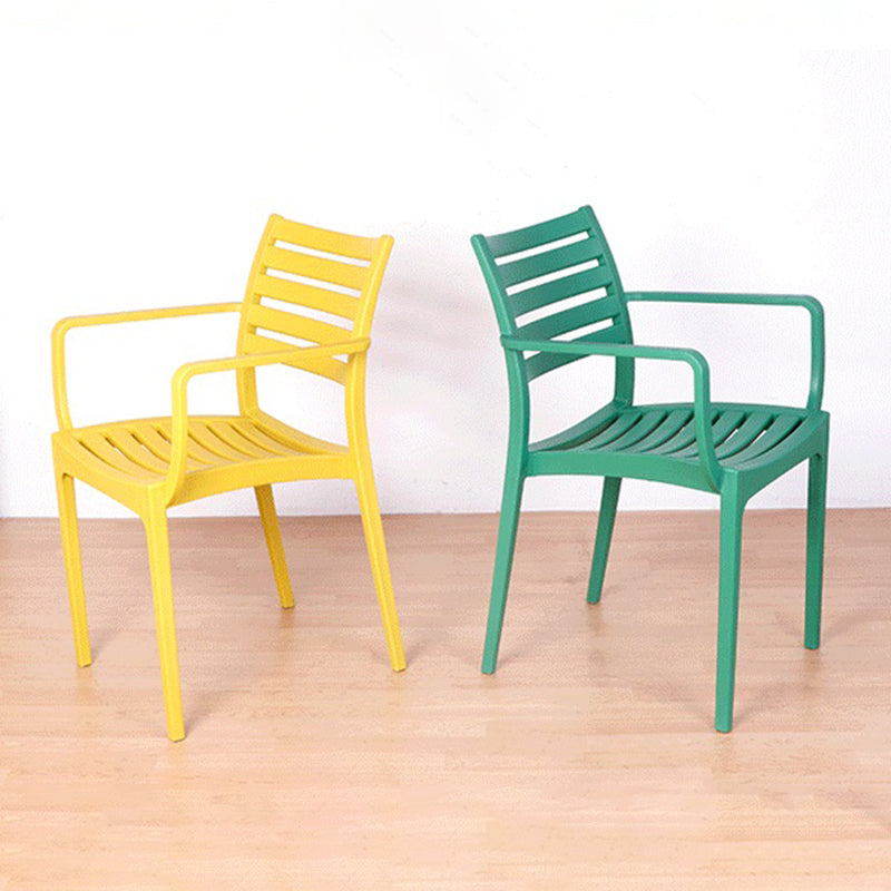 Sillas de comedor contemporáneas Silla lateral con brazo de comedor con patas de plástico