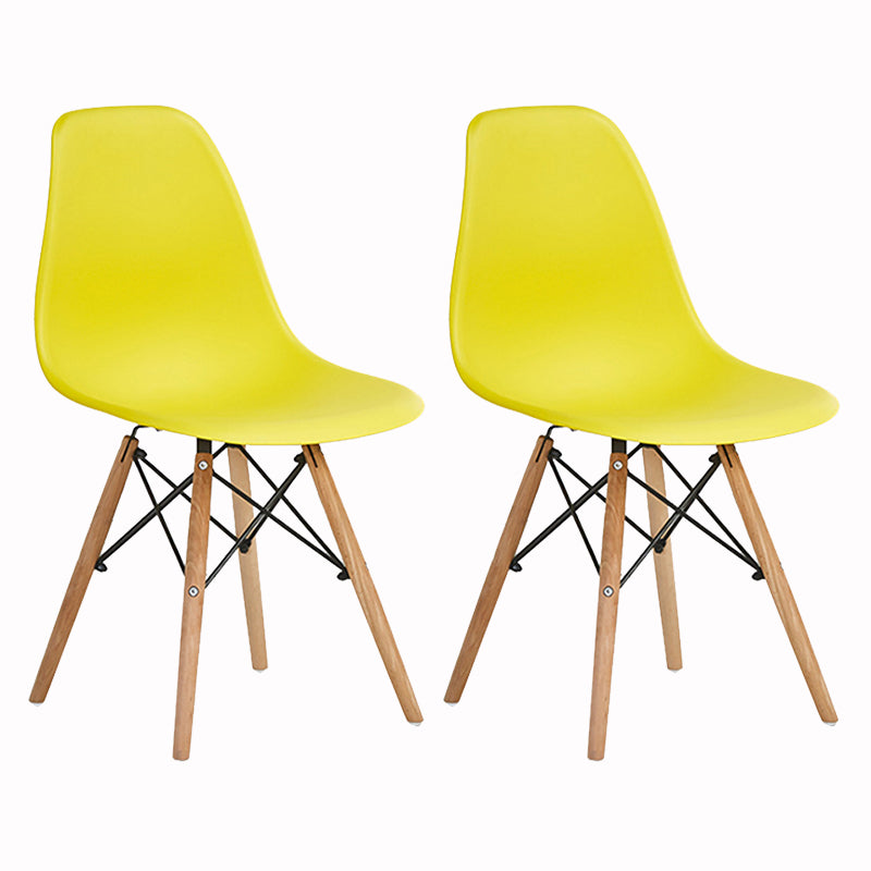 Silla lateral de comedor de comedor escandinavo de madera