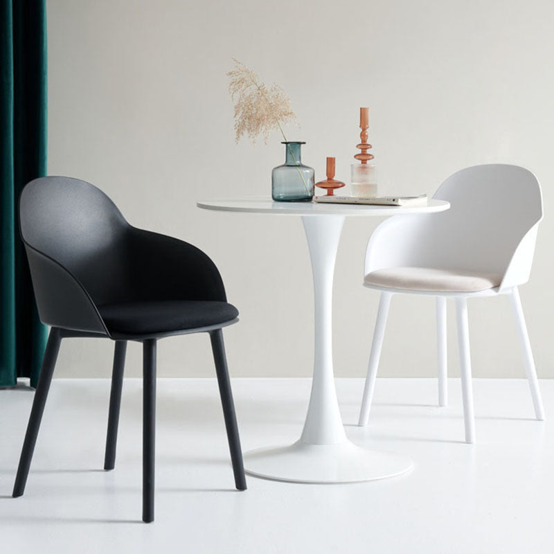 Sillas de comedor contemporáneas con respaldo sólido, sillas laterales con brazos y patas de plástico
