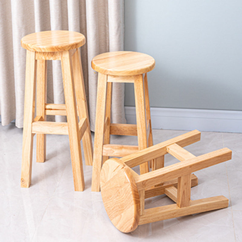 Taburete contemporáneo de barra de goma taburete de bar de interior con asiento de madera y reposapiés
