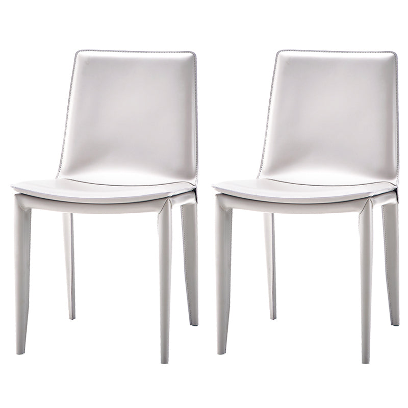 Moderne lederen armloze eetkamerstoel Metalen eetkamerstoelen voor gebruik in restaurants