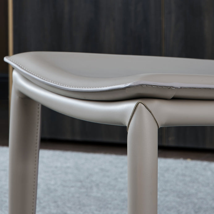 Silla de comedor sin brazos de cuero moderno, sillas de comedor de metal para uso en restaurantes