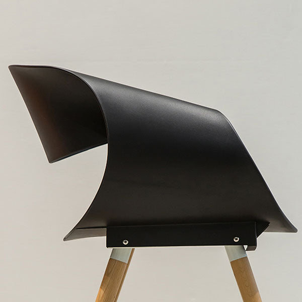 Silla de comedor plástica con respaldo abierto de haya moderna con acabado mate