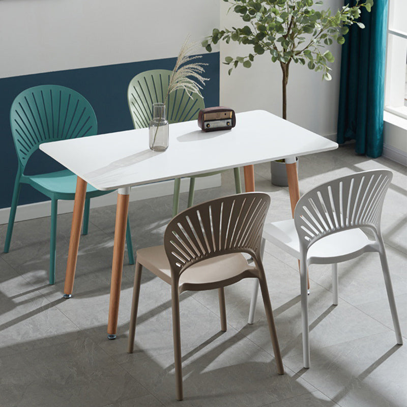 Silla de comedor escandinava de plástico, silla lateral con respaldo abierto para cocina