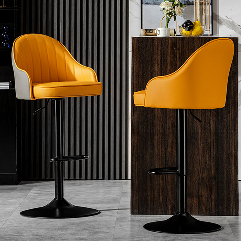 Barhocker im Industriestil, Eisenbeine, Ledersitz für Restaurantbar