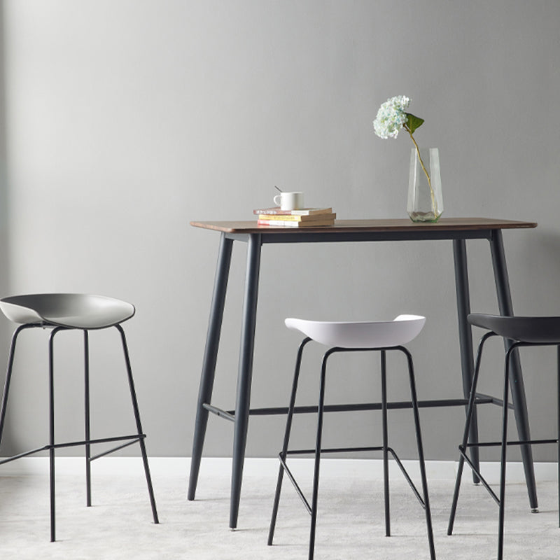Modern Style Iron Bar Chair with Footrest Low Back Simple Bar Stool