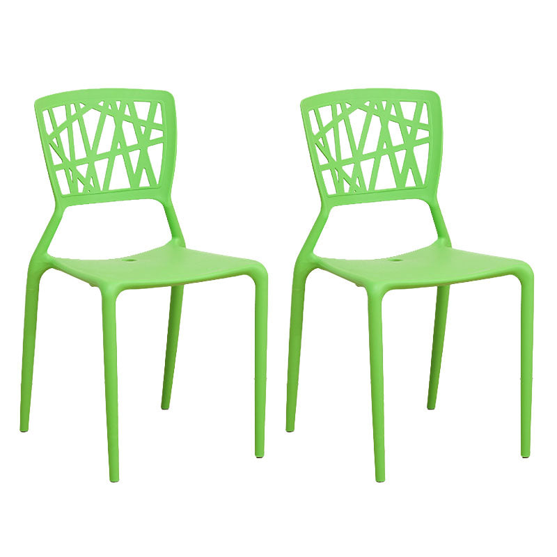 Silla trasera abierta contemporánea, silla lateral sin brazos de comedor apilable de plástico