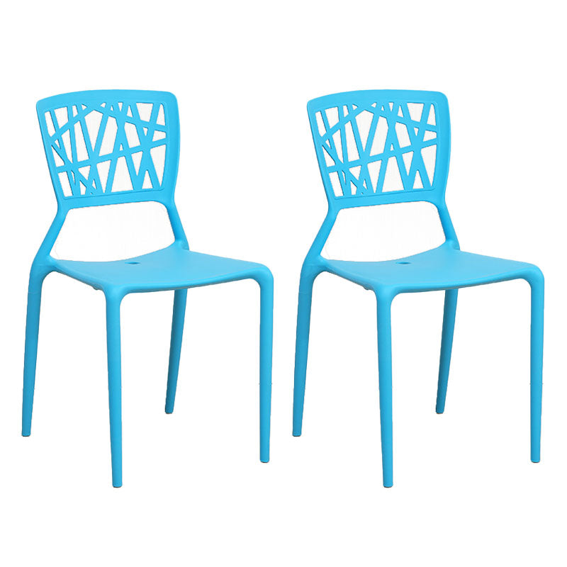 Silla trasera abierta contemporánea, silla lateral sin brazos de comedor apilable de plástico