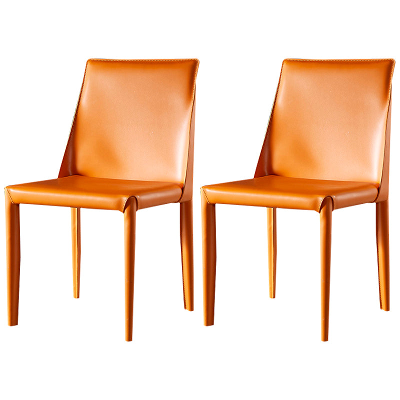 Chaise sans bras de salle à manger en métal moderne, chaise de salle à manger en cuir pour utilisation au restaurant