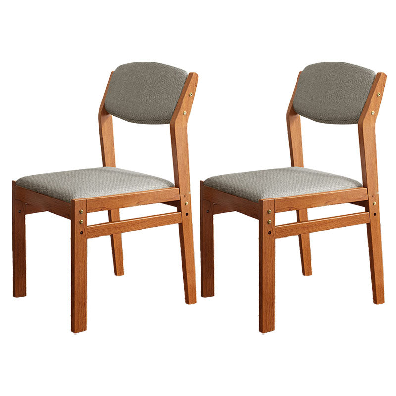 Silla lateral moderna de tela de madera de caucho, acabado mate, parte trasera abierta, silla de comedor
