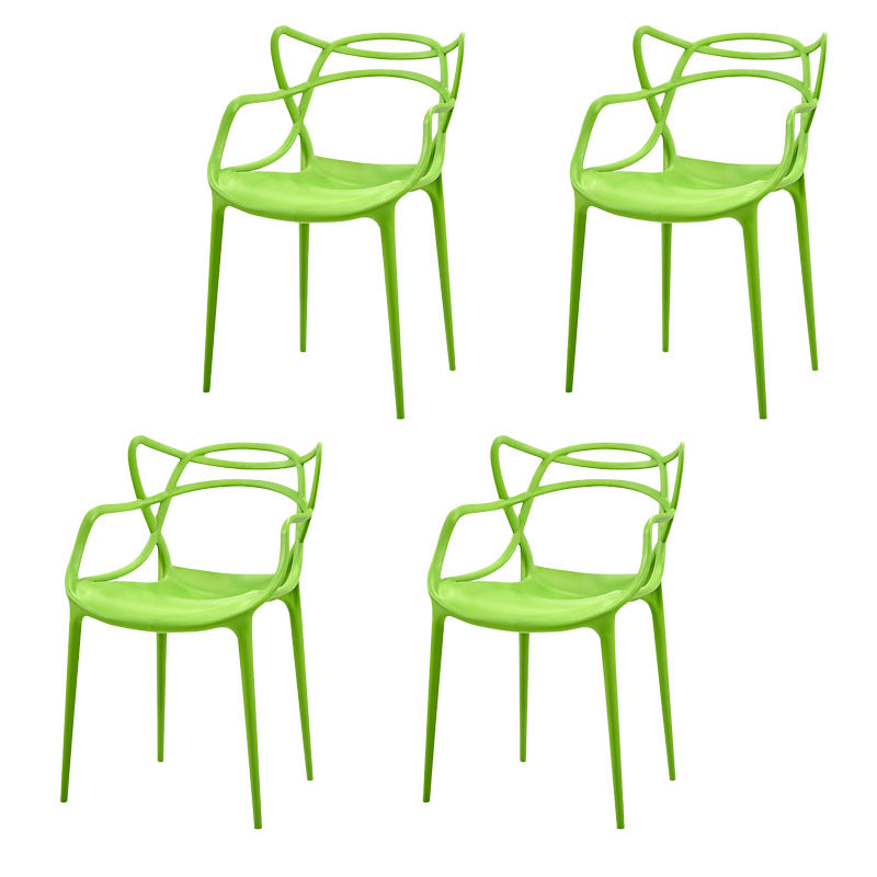 Silla contemporánea con respaldo abierto, silla lateral con brazo de comedor y patas de plástico