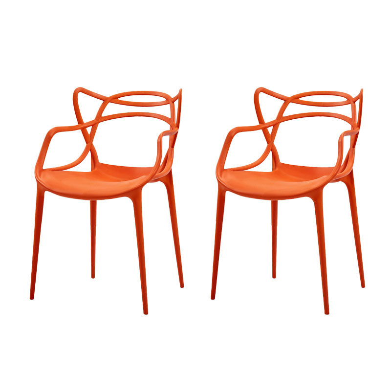 Silla contemporánea con respaldo abierto, silla lateral con brazo de comedor y patas de plástico