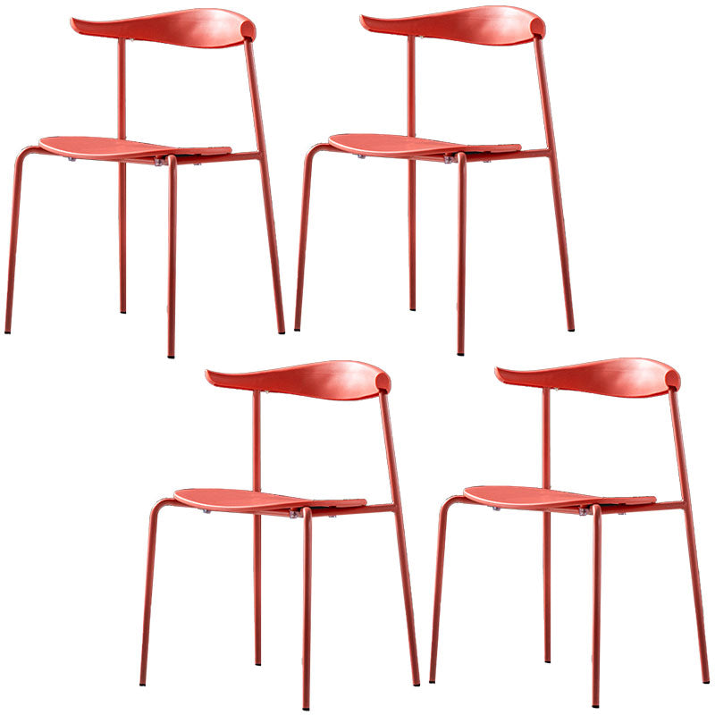 Silla contemporánea con respaldo abierto, silla auxiliar sin brazos con patas de metal
