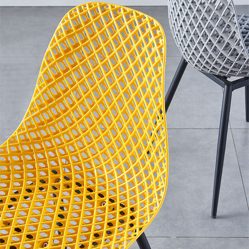 Chaise de cuisine contemporaine chaise latéral sans bras avec des jambes en métal