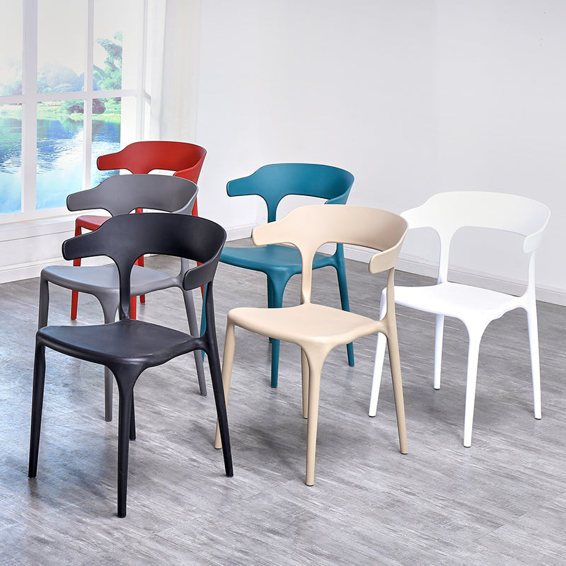 Silla de cocina contemporánea que cena la silla lateral sin brazos con las piernas plásticas