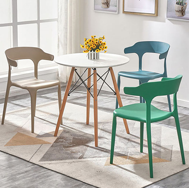 Silla de cocina contemporánea que cena la silla lateral sin brazos con las piernas plásticas