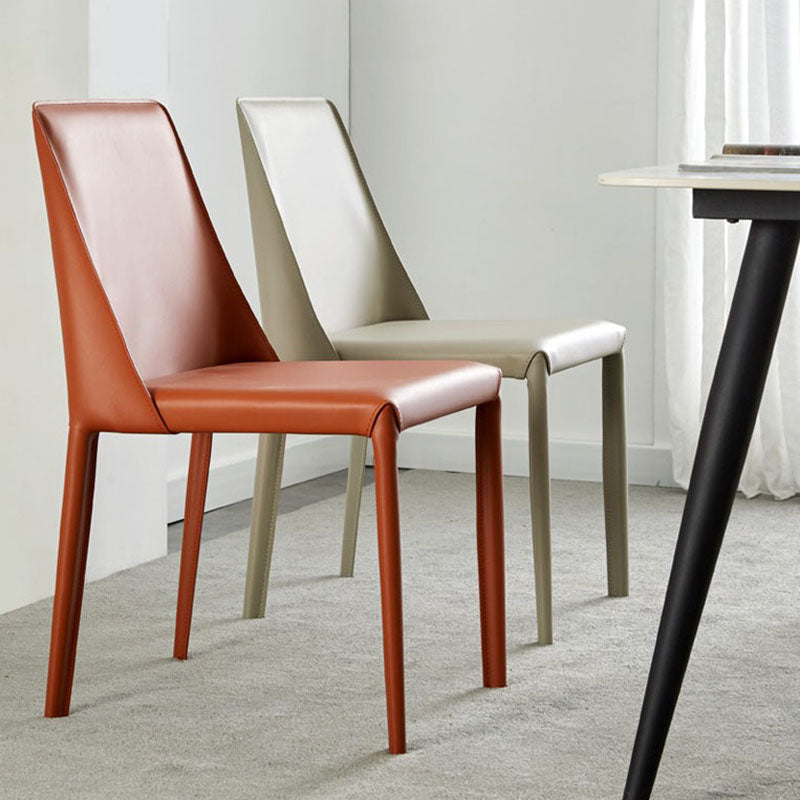 Silla sin brazos de comedor de metal moderno, silla de comedor de cuero para uso doméstico