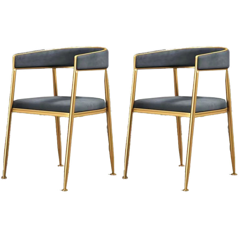 Silla de comedor tapizada con brazo de metal Glam, silla lateral de comedor para uso en restaurantes