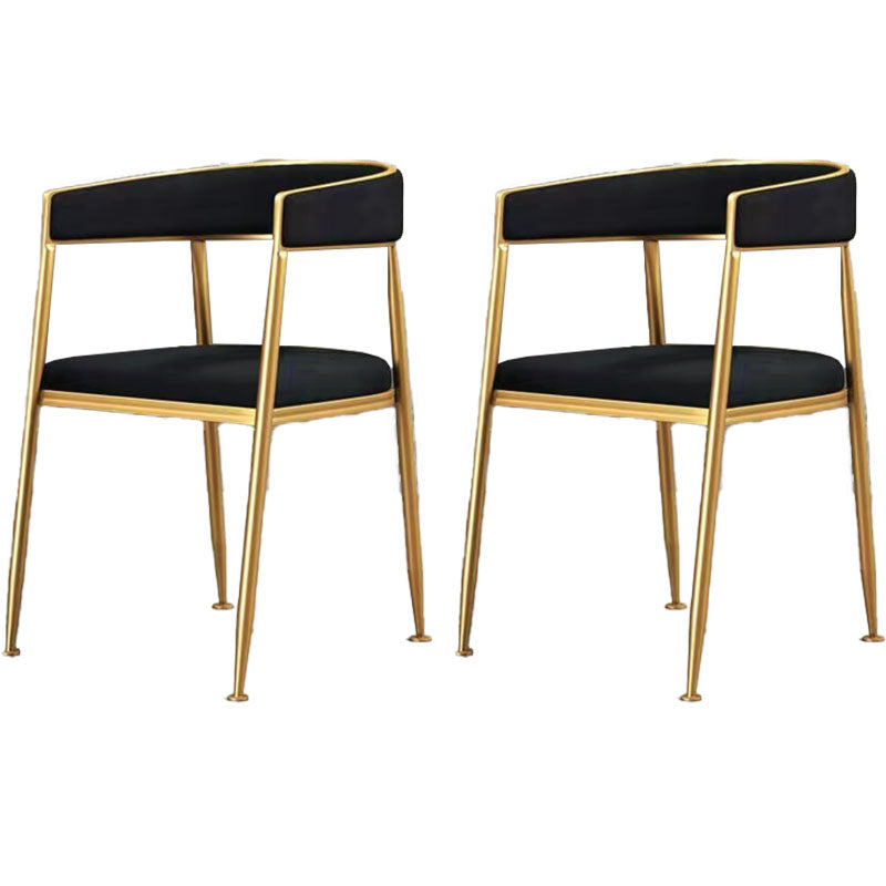 Silla de comedor tapizada con brazo de metal Glam, silla lateral de comedor para uso en restaurantes