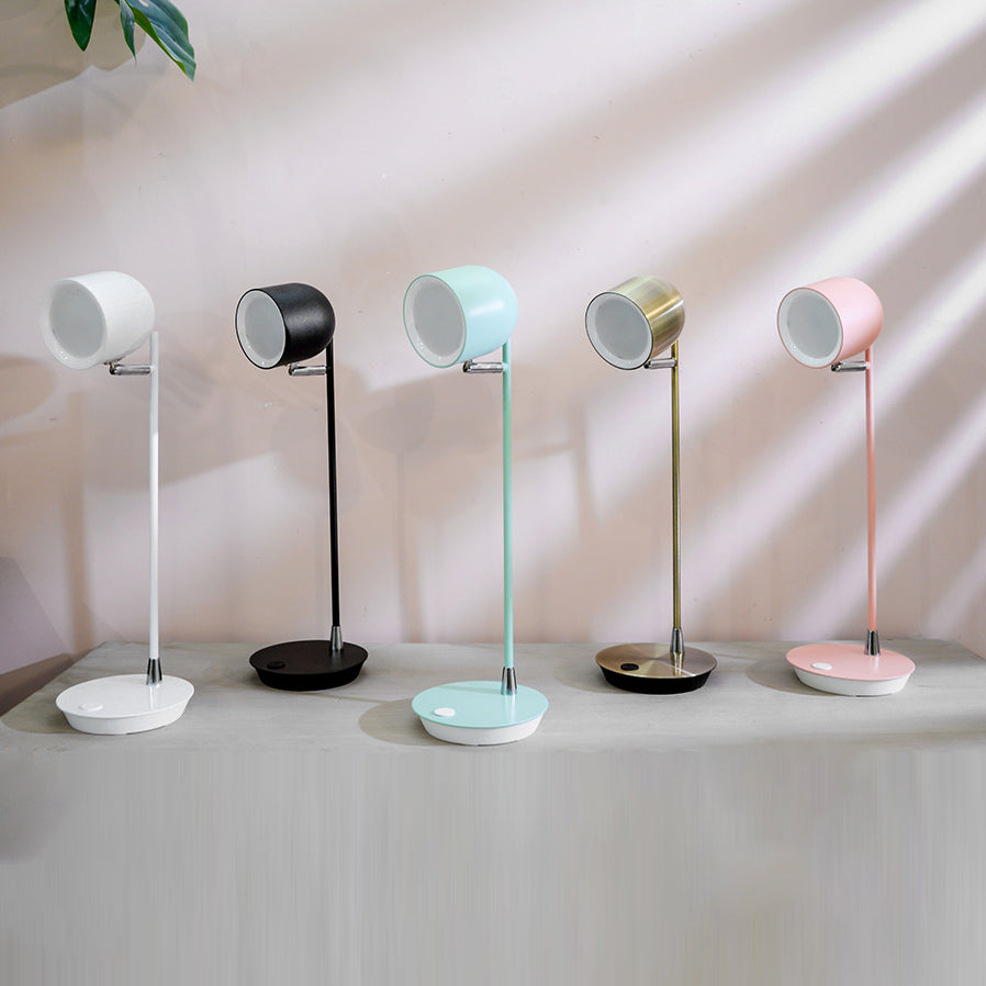 Lampe de table de nuit en métal en forme