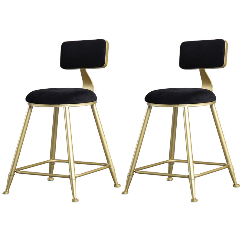 Glamlos -armlose Rückenlehneschalter Stuhl Stahl Café Stuhl mit Samtkissen und Pedal