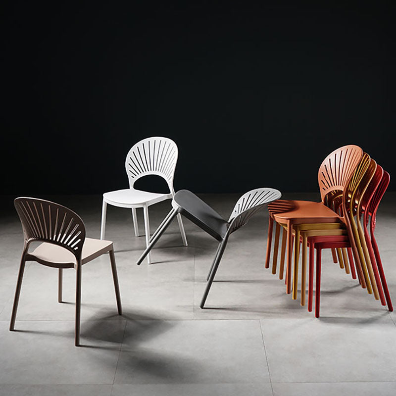 Eigentijdse stijl keuken plastic stoelen eetarmloze open achterkant stoel