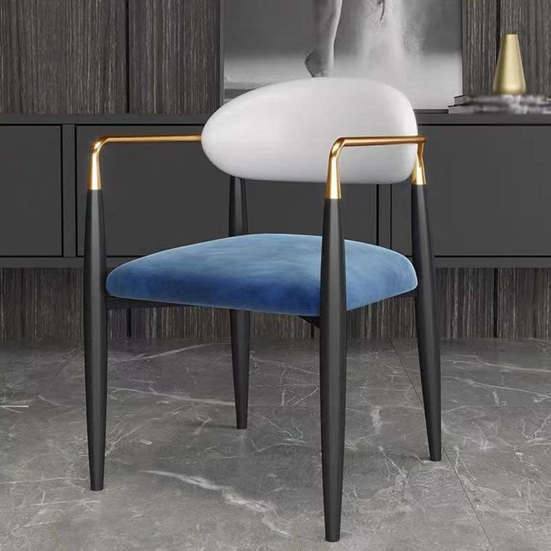 Sillas de cocina de estilo moderno que cenan la silla lateral del brazo trasero abierto con las piernas del metal