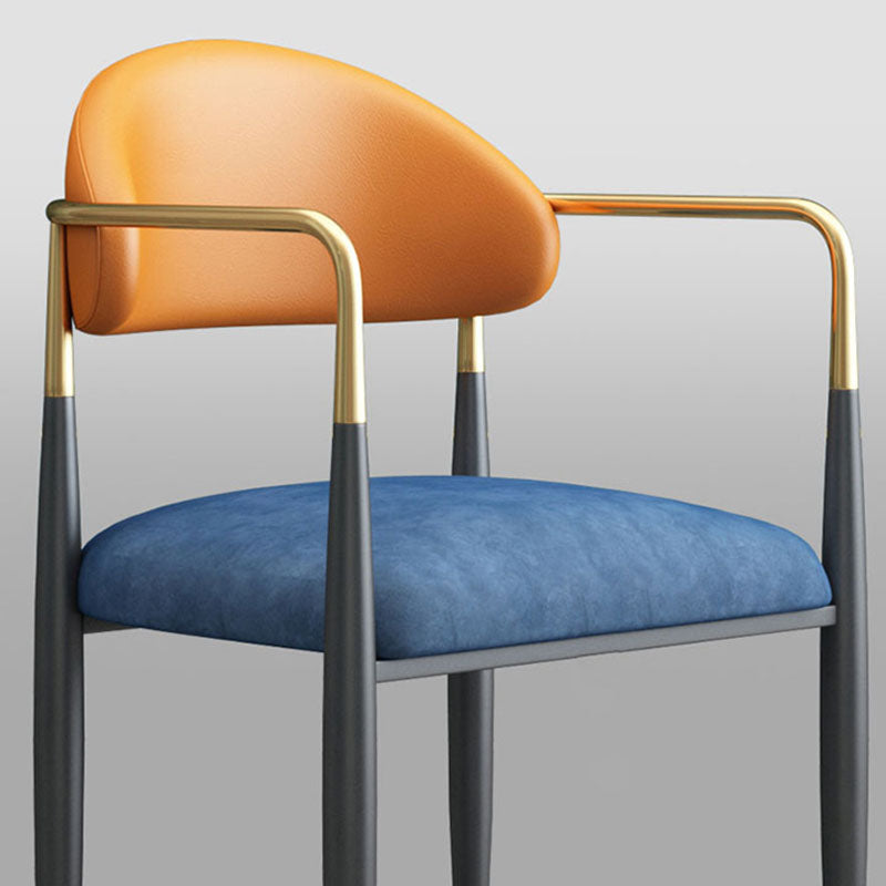 Sillas de cocina de estilo moderno que cenan la silla lateral del brazo trasero abierto con las piernas del metal