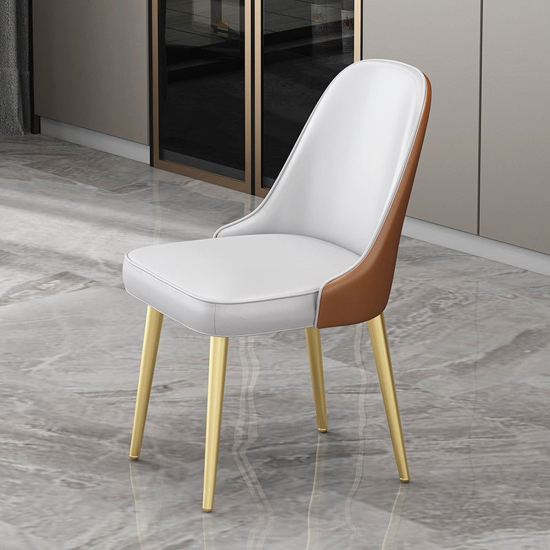 Silla auxiliar de comedor con respaldo sólido y brazo escandinavo Silla auxiliar de comedor de cuero