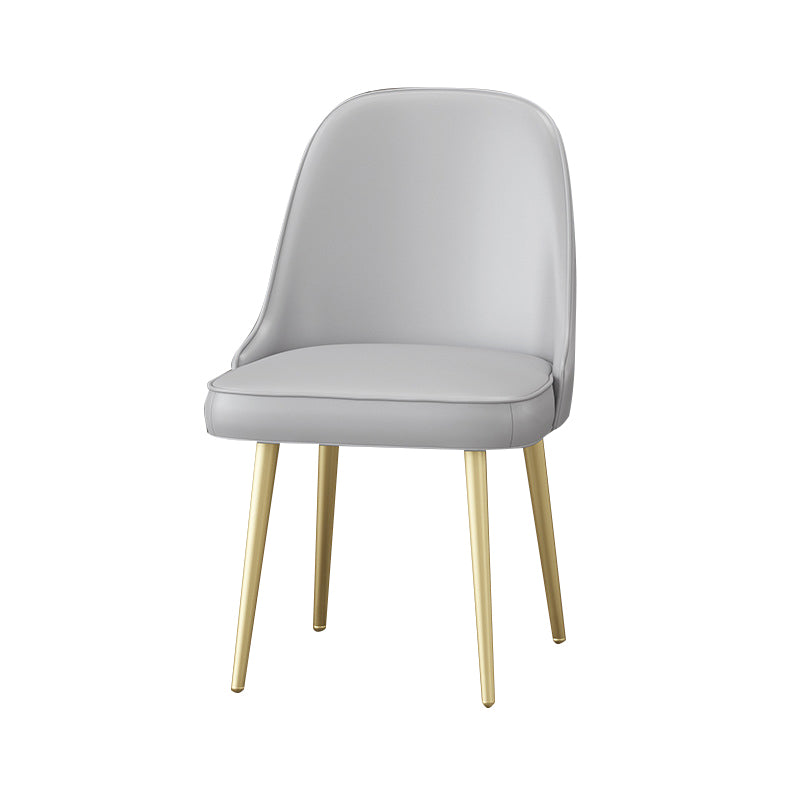 Silla auxiliar de comedor con respaldo sólido y brazo escandinavo Silla auxiliar de comedor de cuero