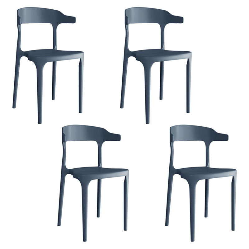 Silla de comedor moderna de plástico con acabado mate y respaldo abierto