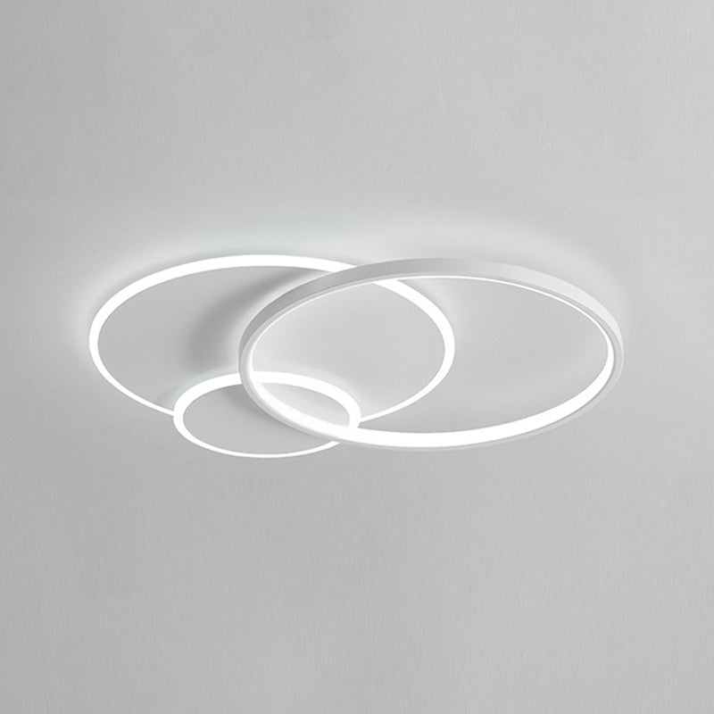 I moderni cerchi soffitto a filo a sfioramento della luce in alluminio Apparecchiatura da letto in bianco in bianco