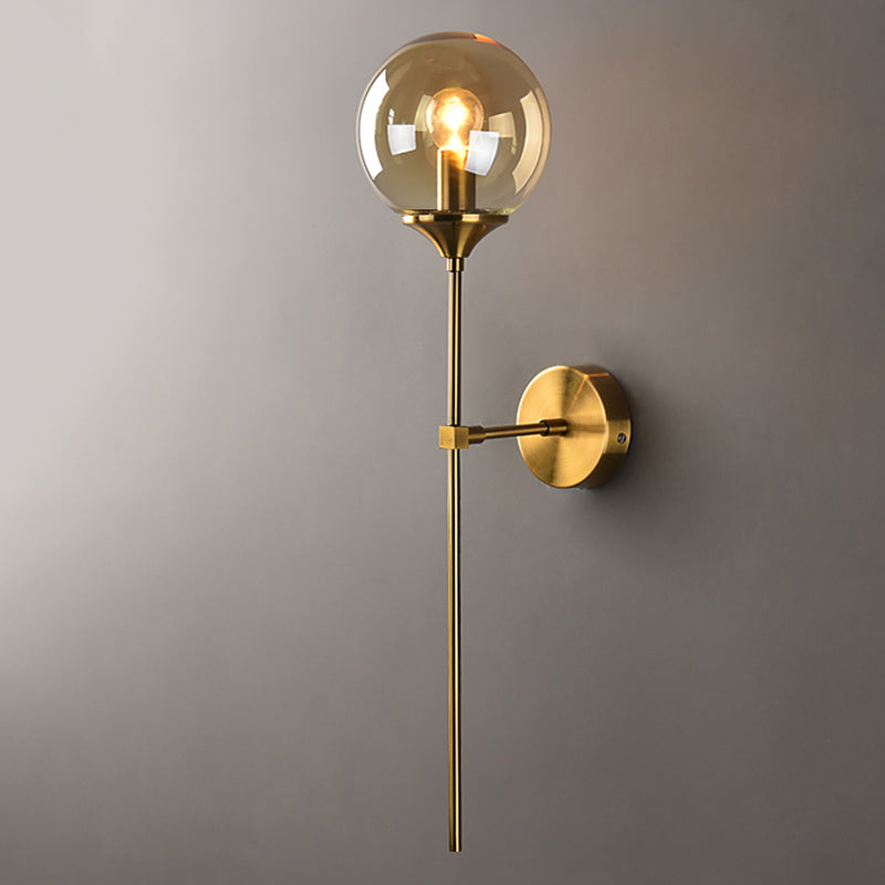 Runde Wandleuchte minimalistische Leuchtenleuchte mit Glasschatten