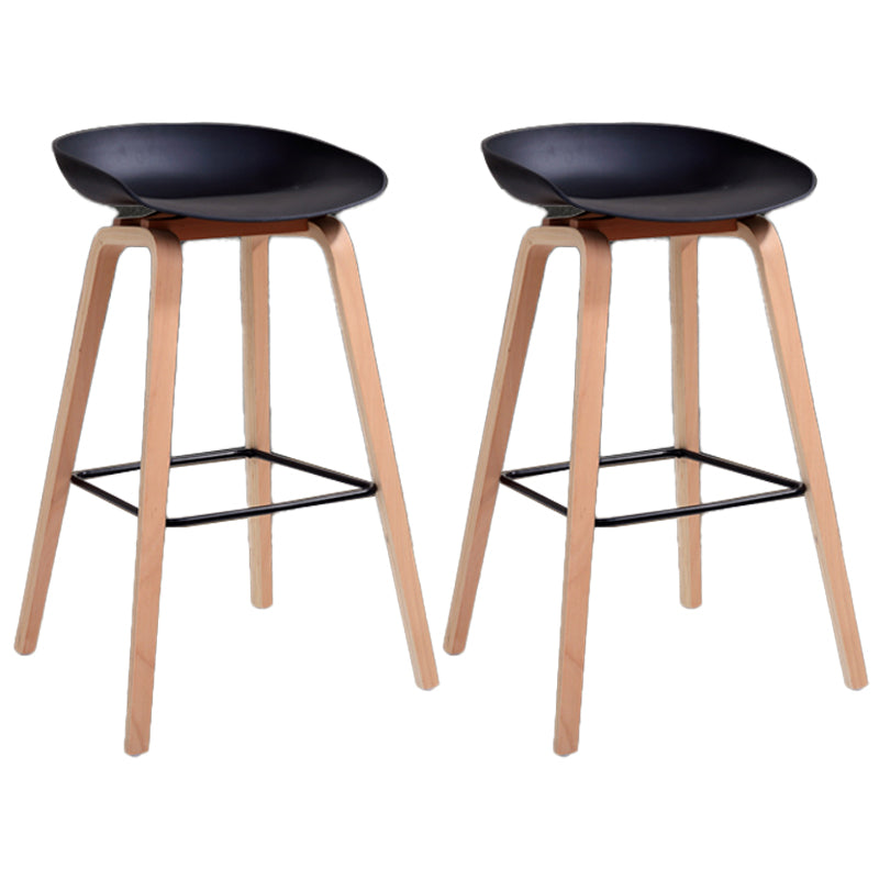 Barhocker im skandinavischen Stil, Holzbeine, PP-Schalensitz für Restaurantbar