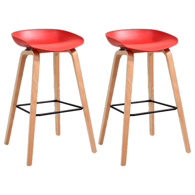 Barhocker im skandinavischen Stil, Holzbeine, PP-Schalensitz für Restaurantbar